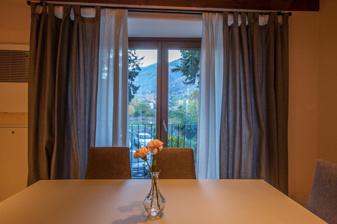 Les Greniers Appartements Aosta Exterior foto
