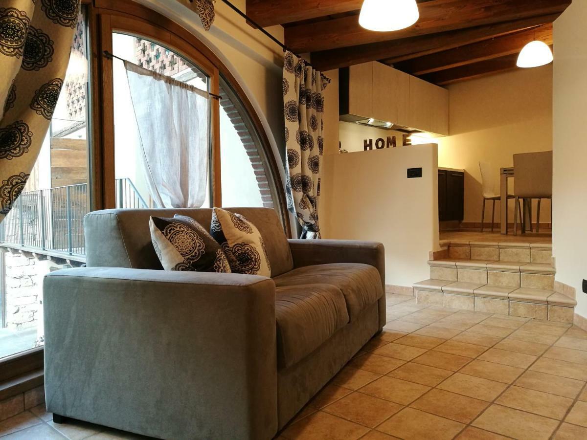 Les Greniers Appartements Aosta Exterior foto