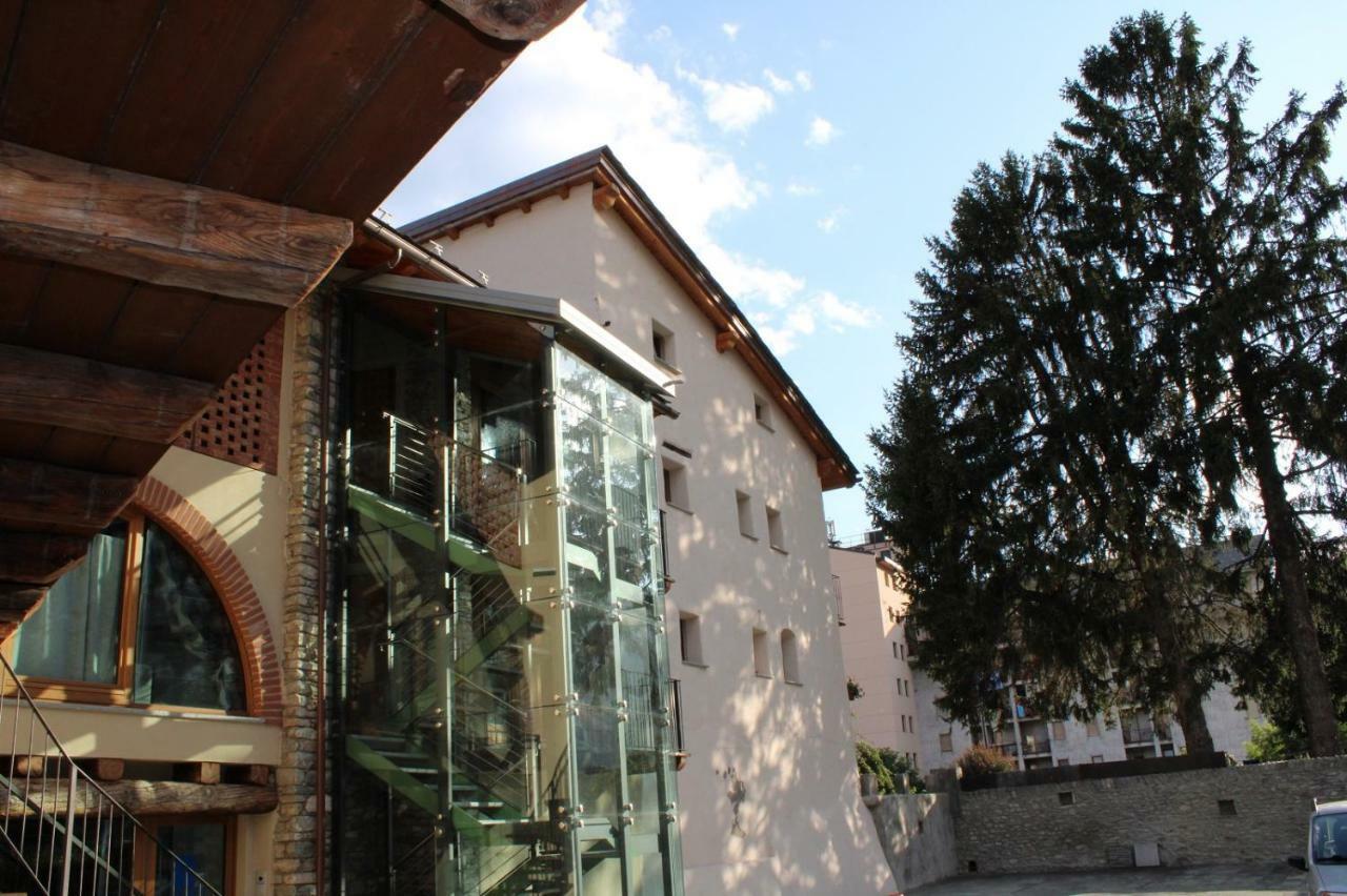 Les Greniers Appartements Aosta Exterior foto