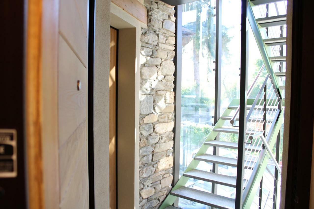 Les Greniers Appartements Aosta Exterior foto