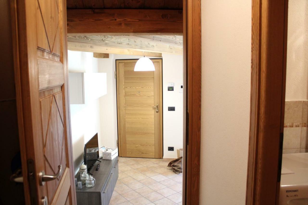 Les Greniers Appartements Aosta Exterior foto